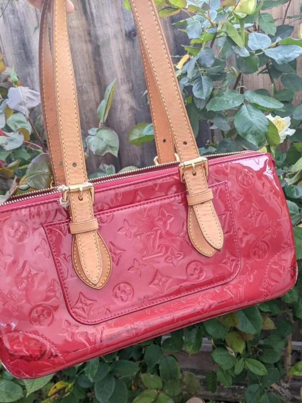 Louis Vuitton bags vernis Tote Bag Rosewood red champagne